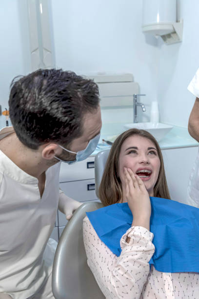 Best Emergency Dental Care for Broken or Chipped Teeth in Astia, OR
